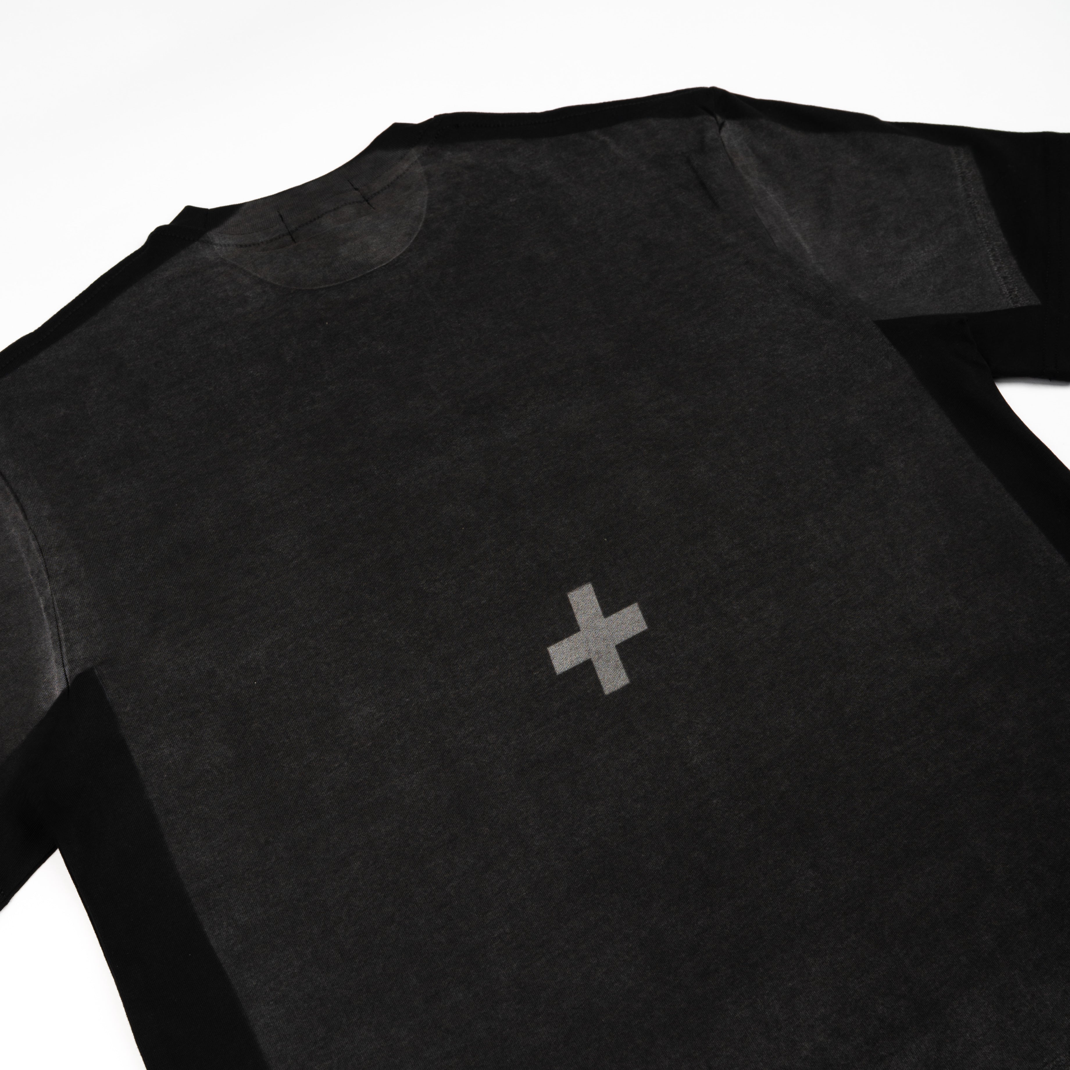 CLASSIC CLASSIC TEE (BLACK)